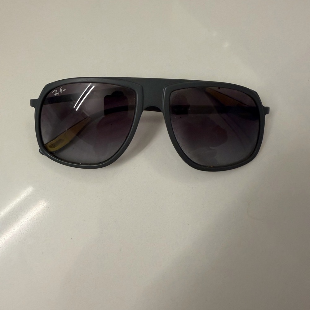 Ray-Ban x Ferrari Black Sunglasses Yellow Temple Tips Unisex - Picture 6 of 13